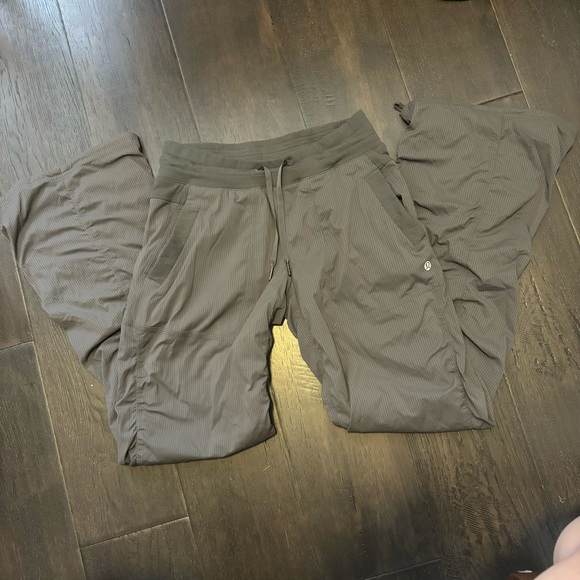 Lululemon Studio Pant II *No Liner
Blurred Grey - Picture 4 of 5